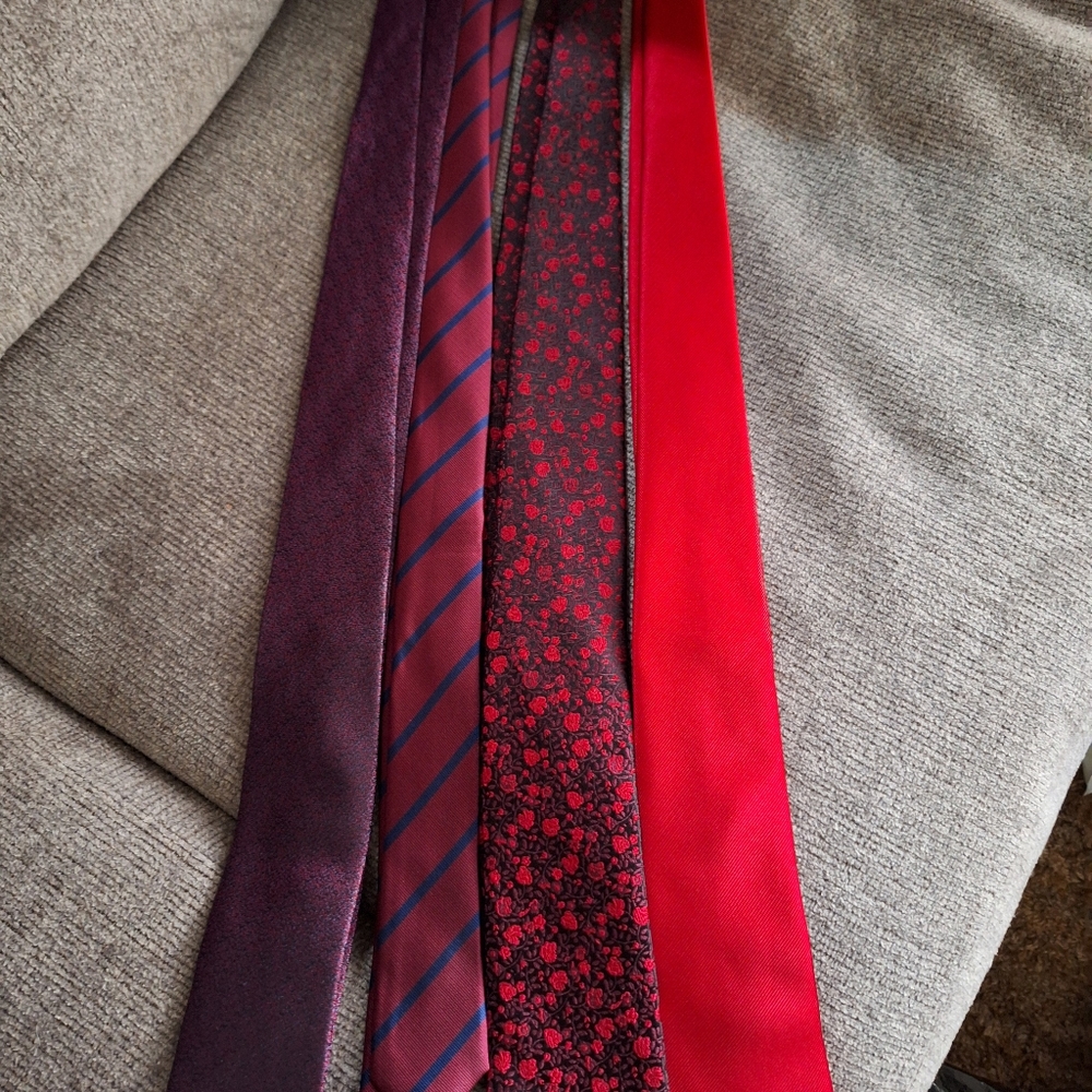 4 Red Ties